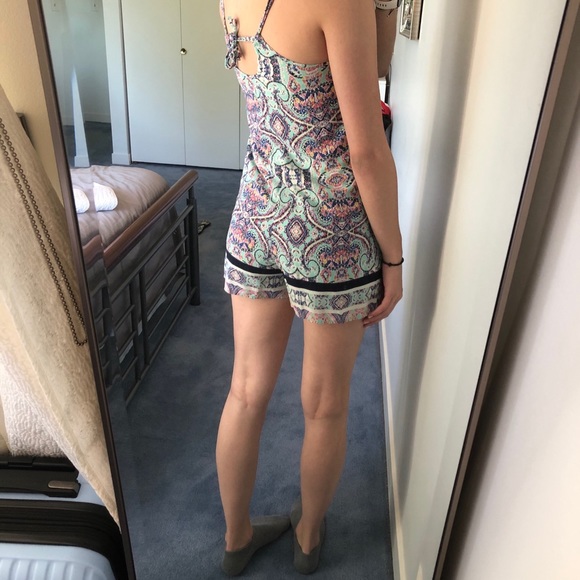 Romper - Picture 2 of 2